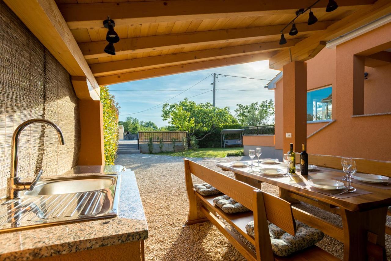 Holiday House Toici Nenadici  Luaran gambar