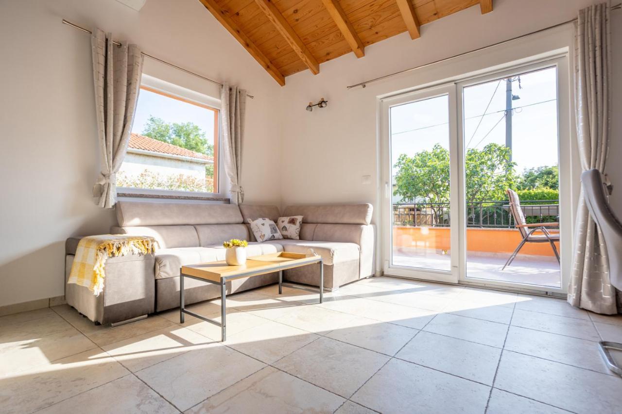 Holiday House Toici Nenadici  Luaran gambar