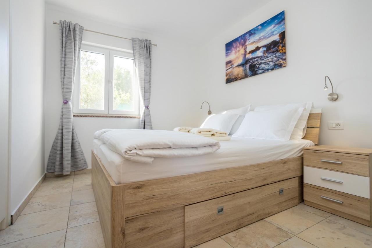 Holiday House Toici Nenadici  Luaran gambar
