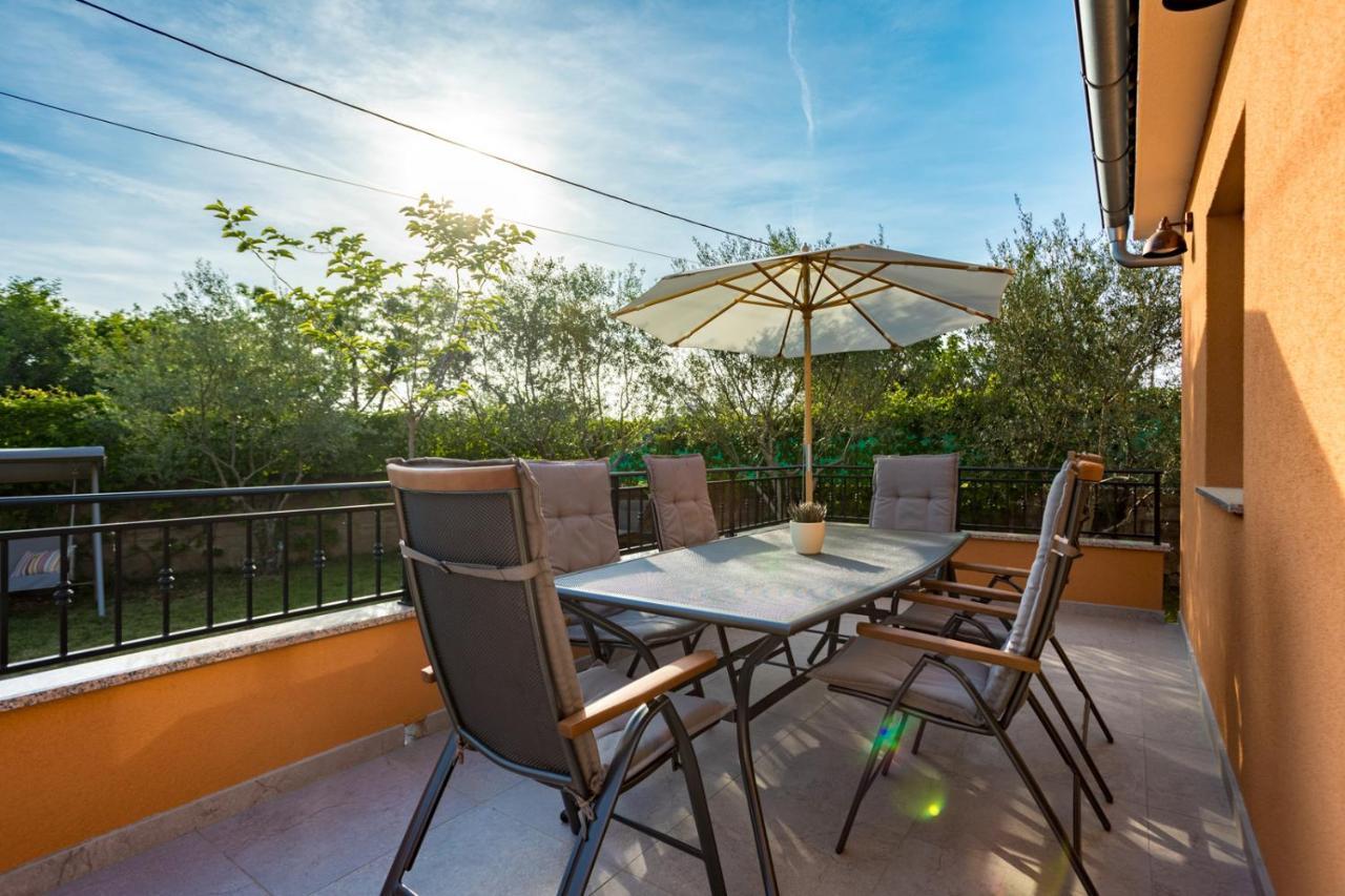 Holiday House Toici Nenadici  Luaran gambar